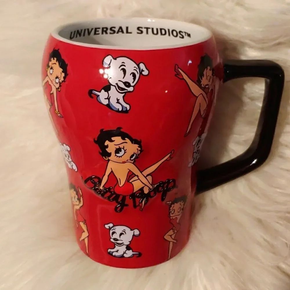Betty boop coffee cup, universal studios